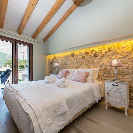 Amelia & Nicholas Stone Houses Doukades Екстер'єр фото
