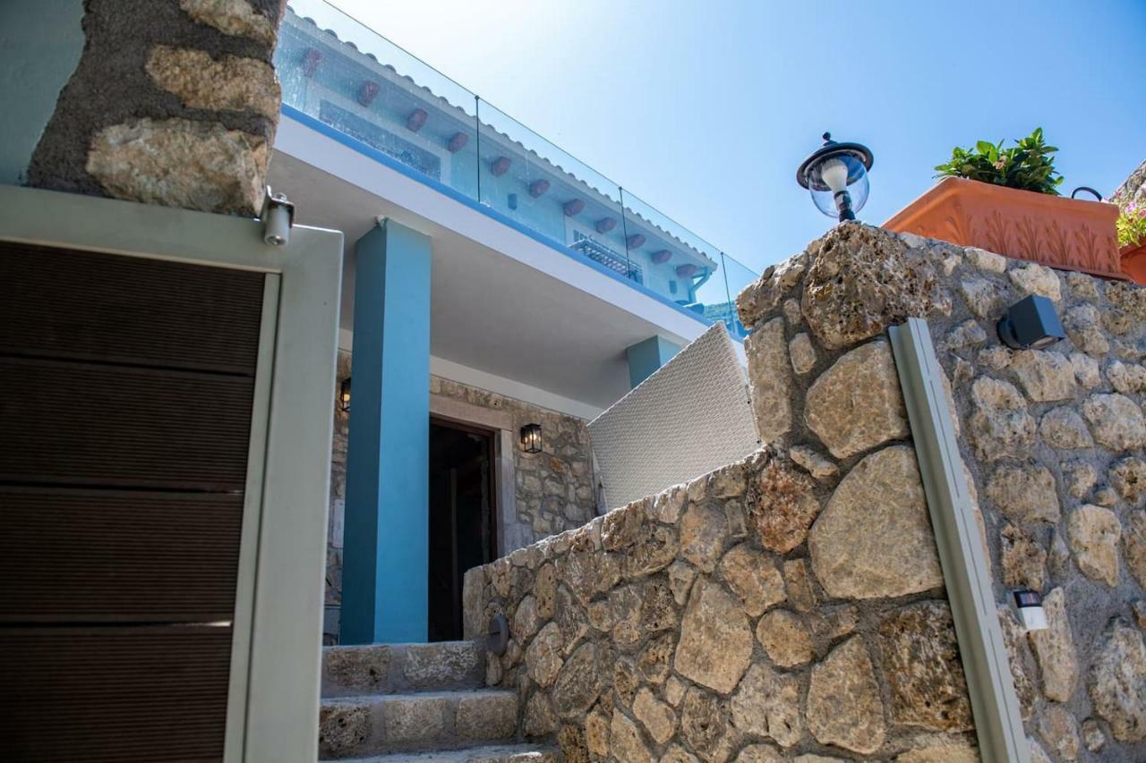 Amelia & Nicholas Stone Houses Doukades Екстер'єр фото