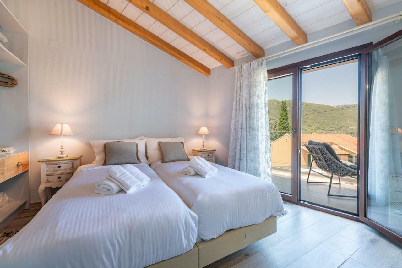 Amelia & Nicholas Stone Houses Doukades Екстер'єр фото
