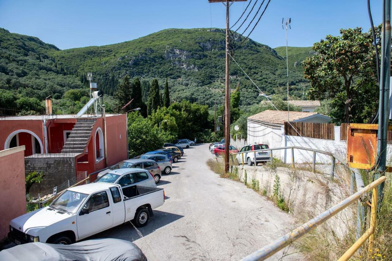 Amelia & Nicholas Stone Houses Doukades Екстер'єр фото