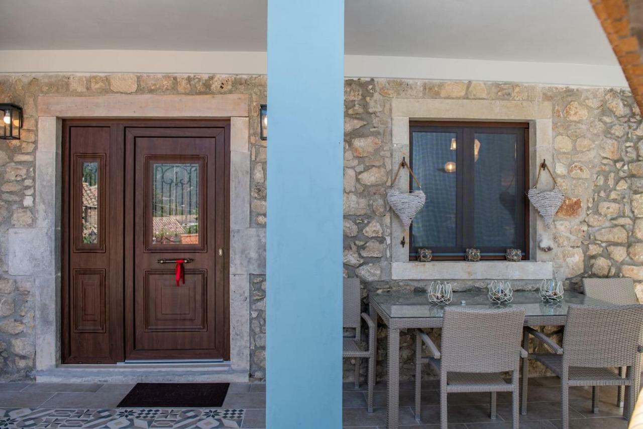 Amelia & Nicholas Stone Houses Doukades Екстер'єр фото